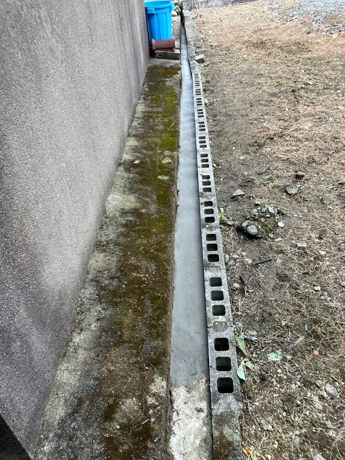 久留米市で側溝を水が流れるように改良！（土木工事）